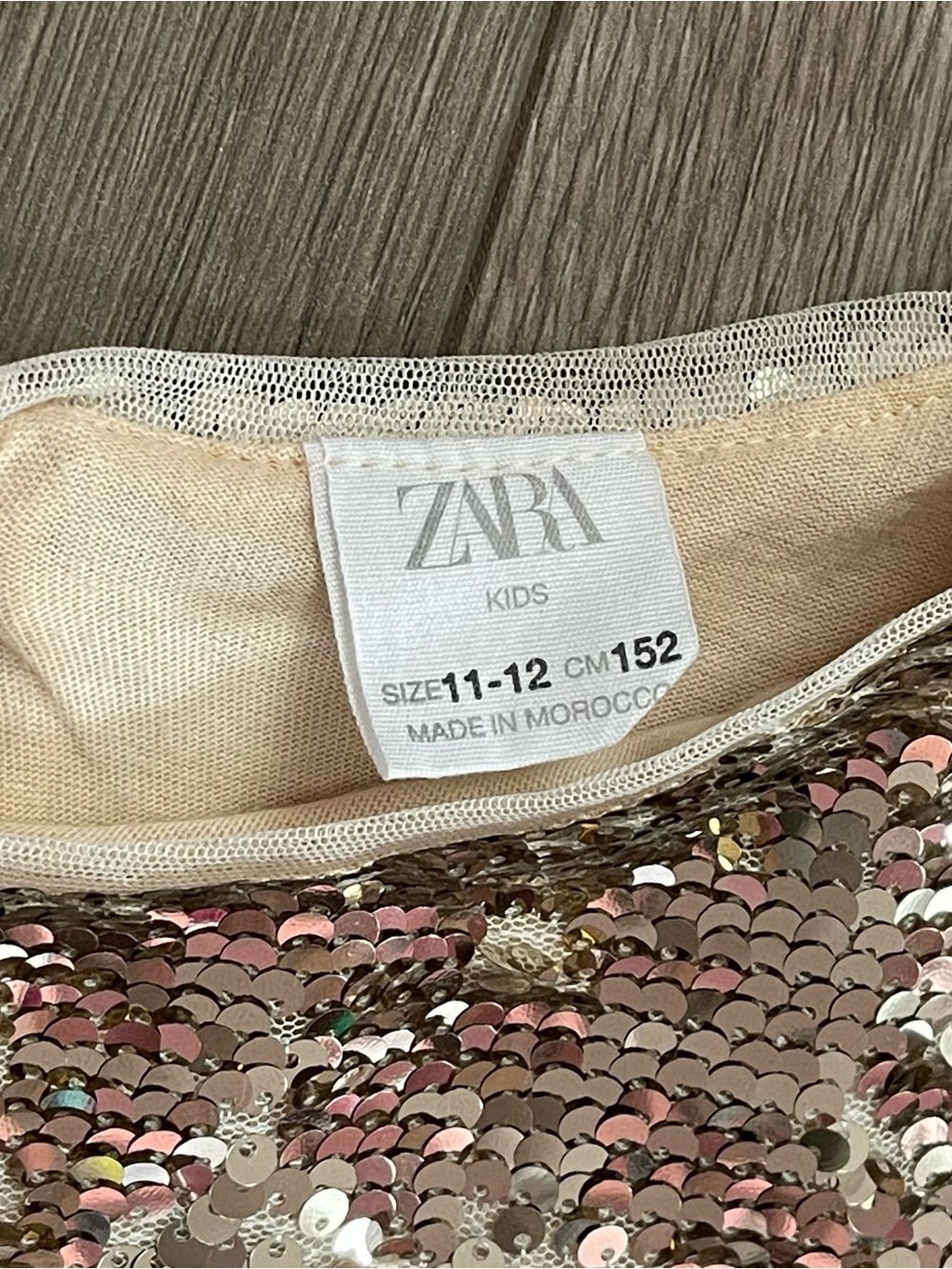 ZARA Kids Size 11-12 Gold Sequin Short Sleeve Party Dress - Picture 4 of 9